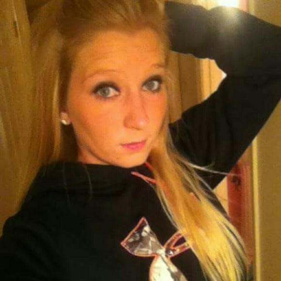 Meet your Posher, Jennifer - Picture 2 of 8